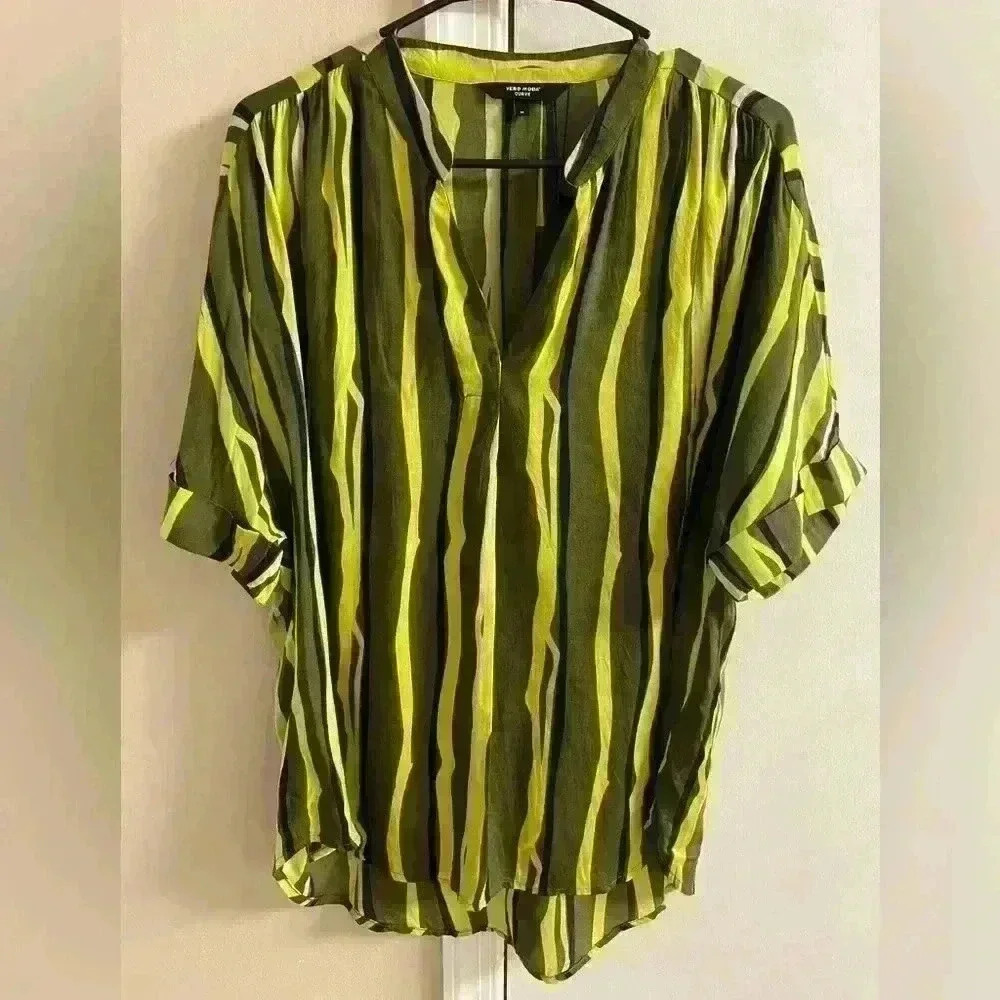 Vera Moda Curve Blouse Short Sleeve Pop Over Slouchy Medium NWT
